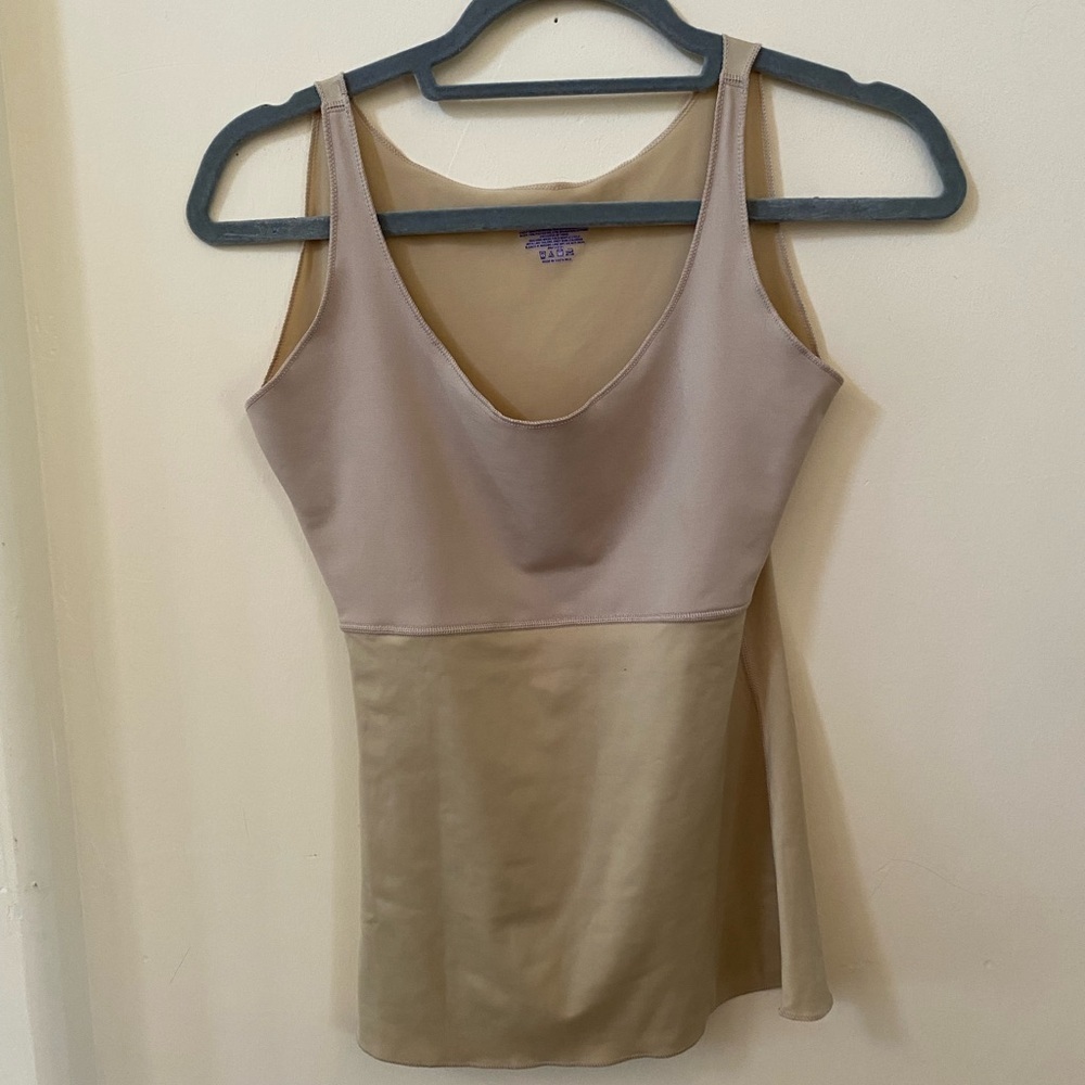 SPANX CAMISOLE SHAPEWEAR BEIGE TAN SLEEVELESS TANK TOP SIZE M
